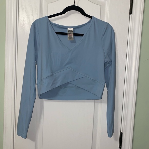 ✨ LOWEST PRICE✨ NEW Gymshark cropped Long Sleeve Workout Top - Picture 4 of 8